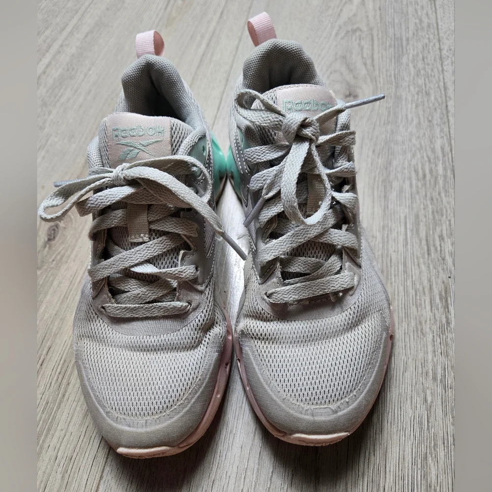 Reebok Kids Zig Dynamic Pastel Tennis Shoes Size 2 Girls - Picture 2 of 7
